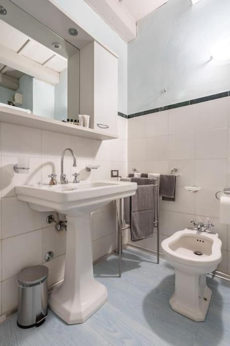 Residence Dei Frutti Pieno Centro - Il Melograno Padova Luaran gambar